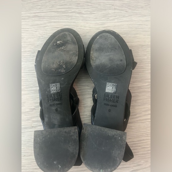 Eileen Fisher Strappy Low Heel Sandals Size 6 - Picture 4 of 4